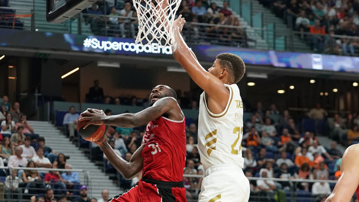 Tavares, récord de tapones