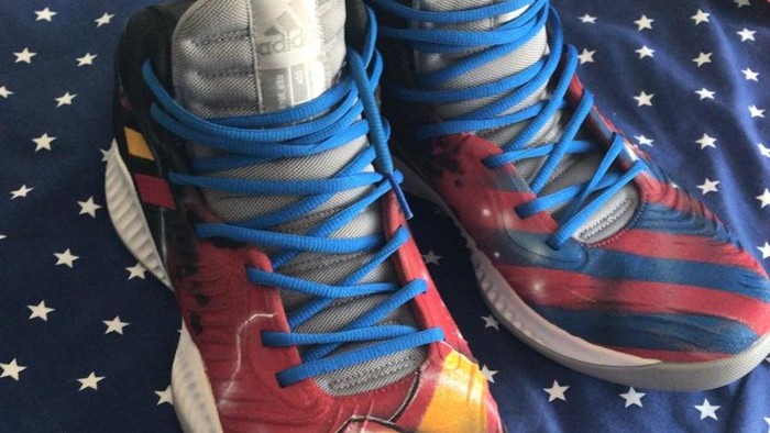 ¡Las 'zapas' personalizadas de Abrines!