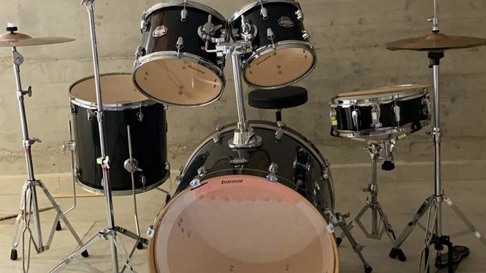 La batería de Tornike Shengelia