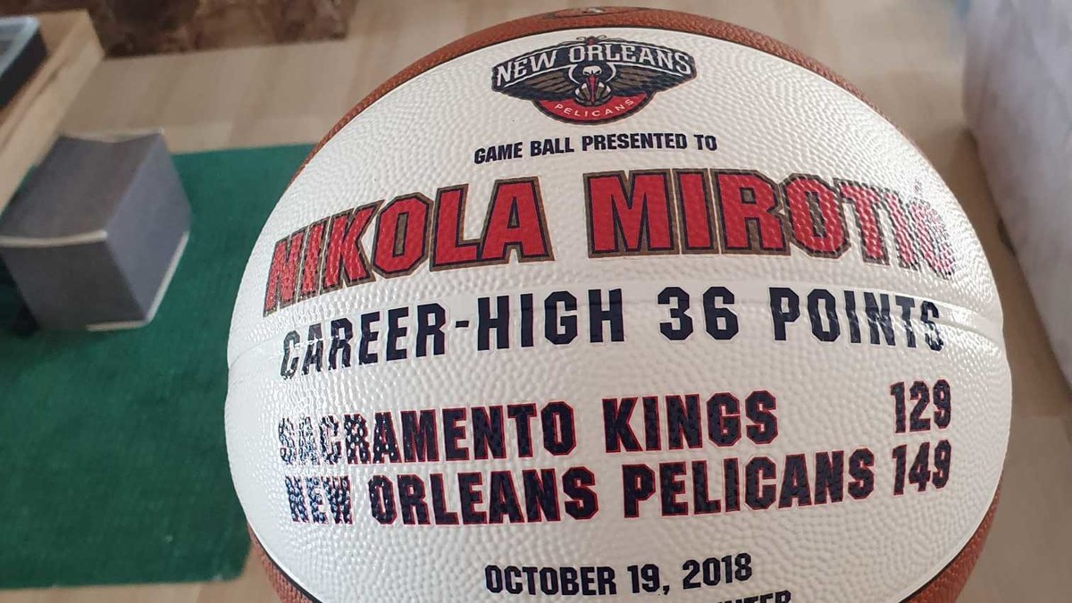 El balón del tope anotador de Mirotic